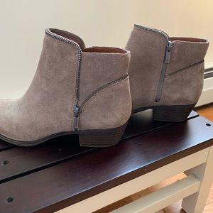 Lucky Brand grey suede booties 10M